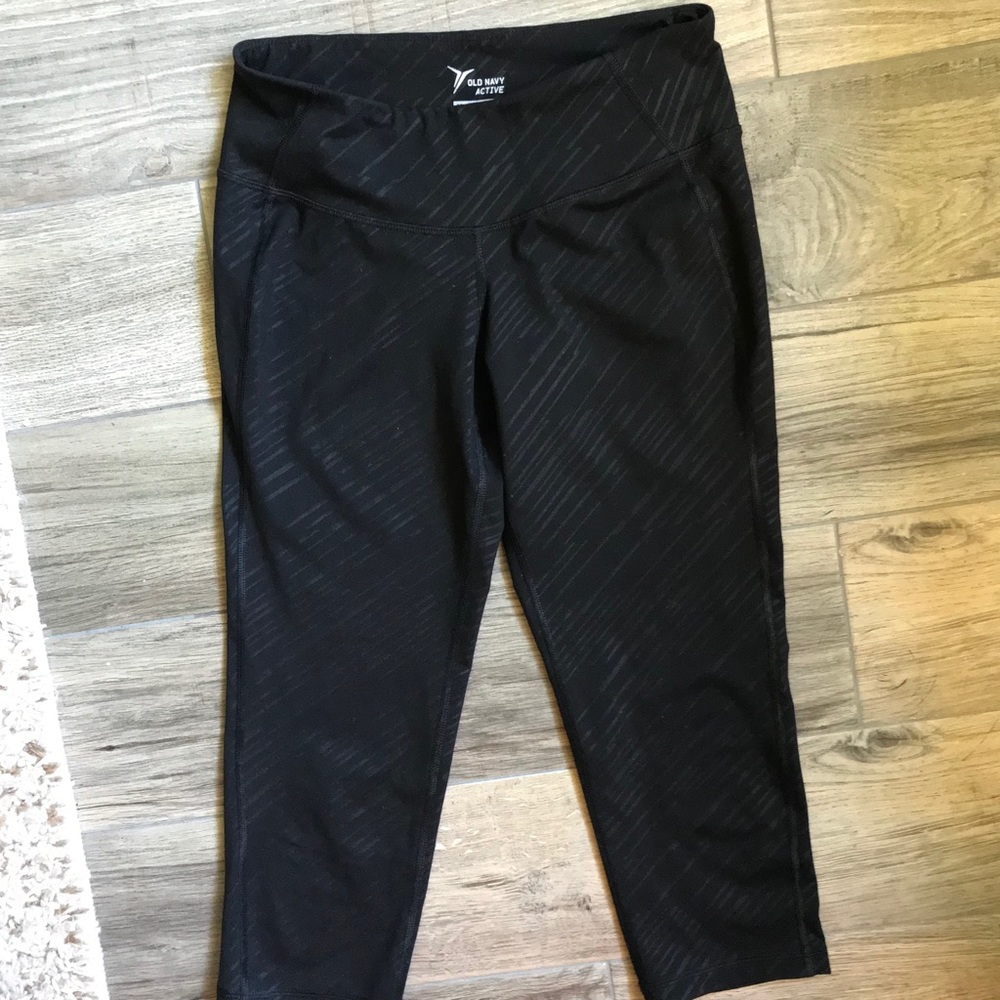 Old Navy Compression Capris